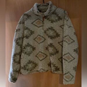 Green pullover lined fleece